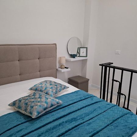 Mariam Royal Apartment & Rooms Reggio Calabria Esterno foto