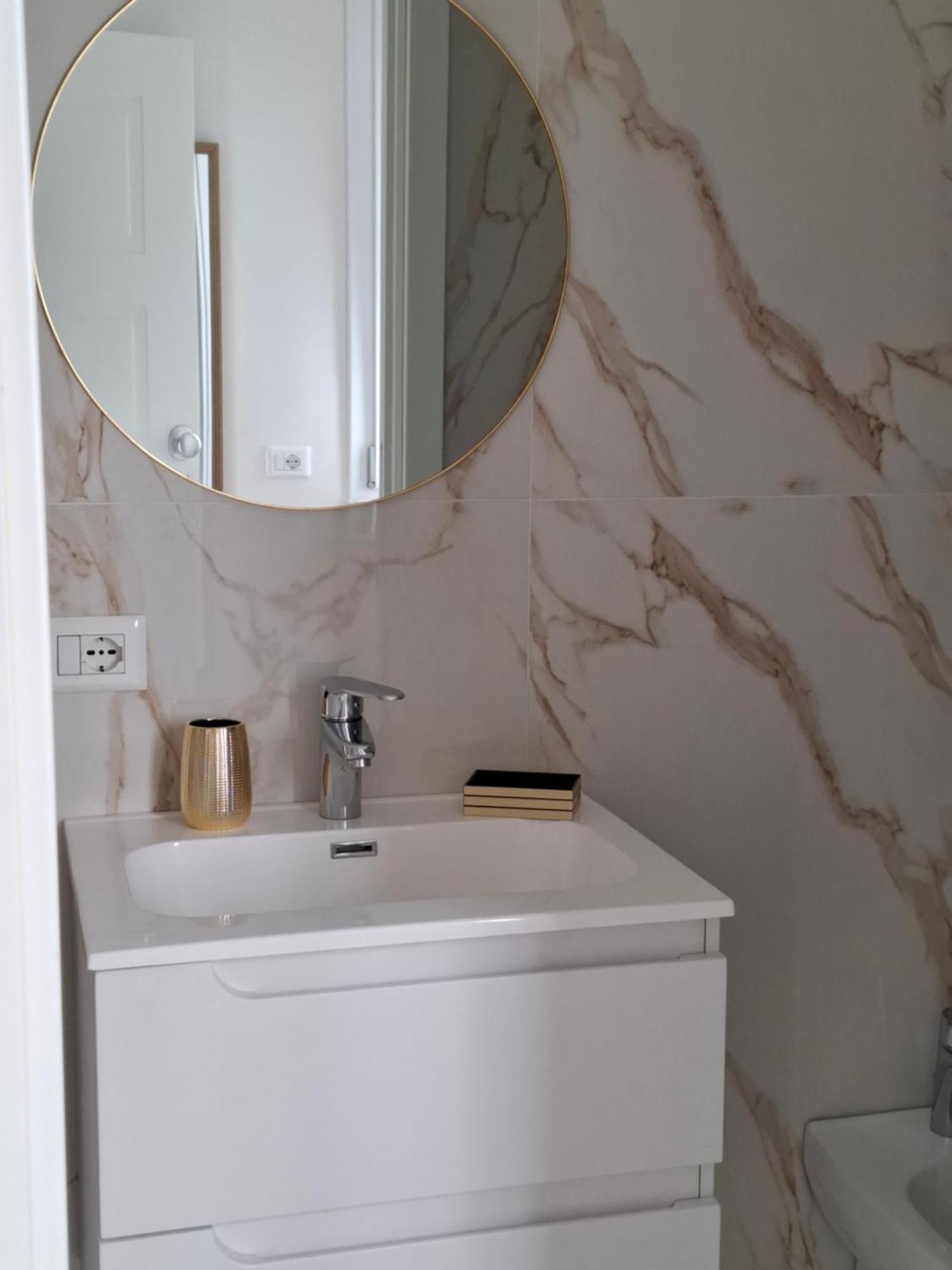 Mariam Royal Apartment & Rooms Reggio Calabria Esterno foto